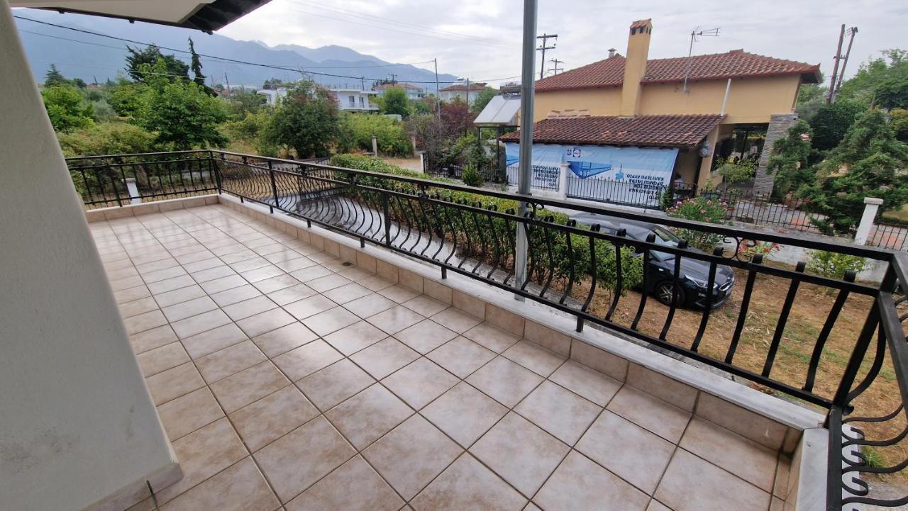 Modern Sea Villa In Leptokaria Exterior photo