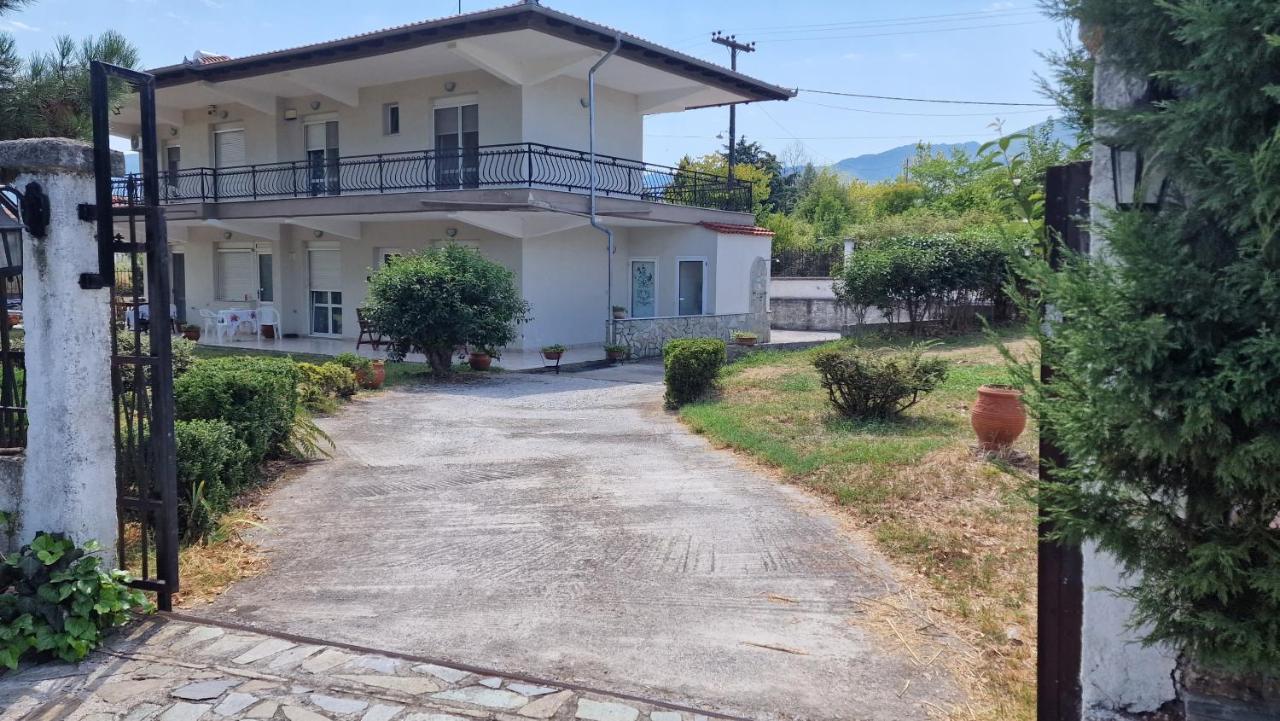 Modern Sea Villa In Leptokaria Exterior photo